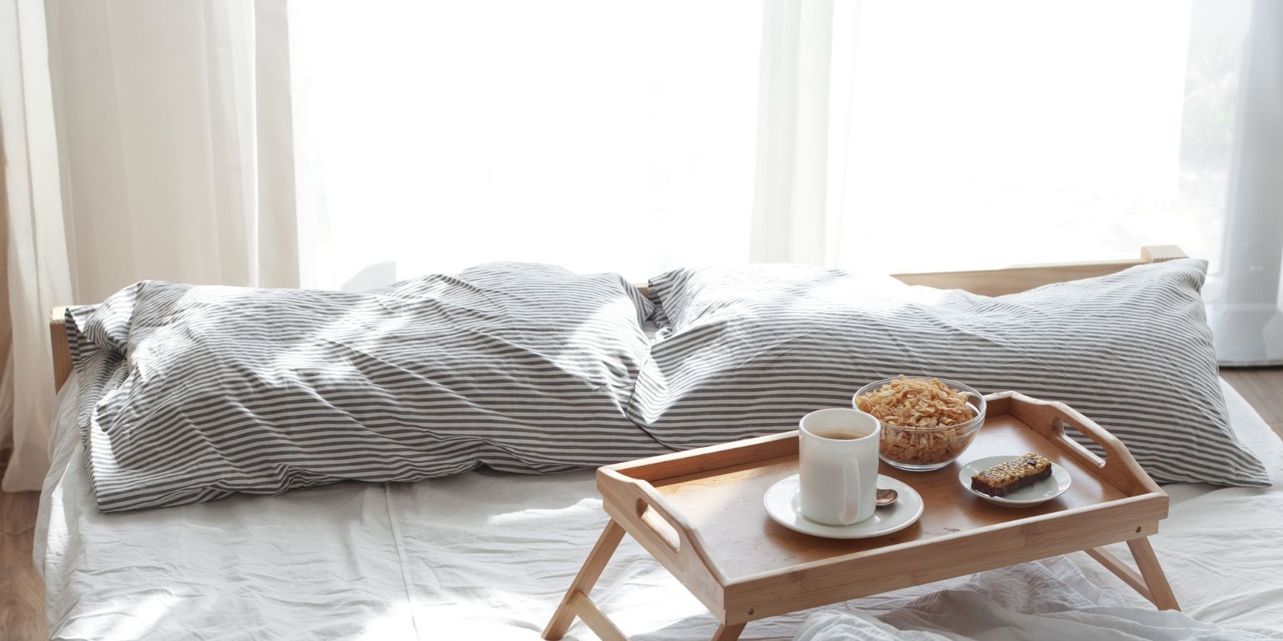 Saca la comida de tu mesa: ¡Qué comiencen los desayunos en la cama!
