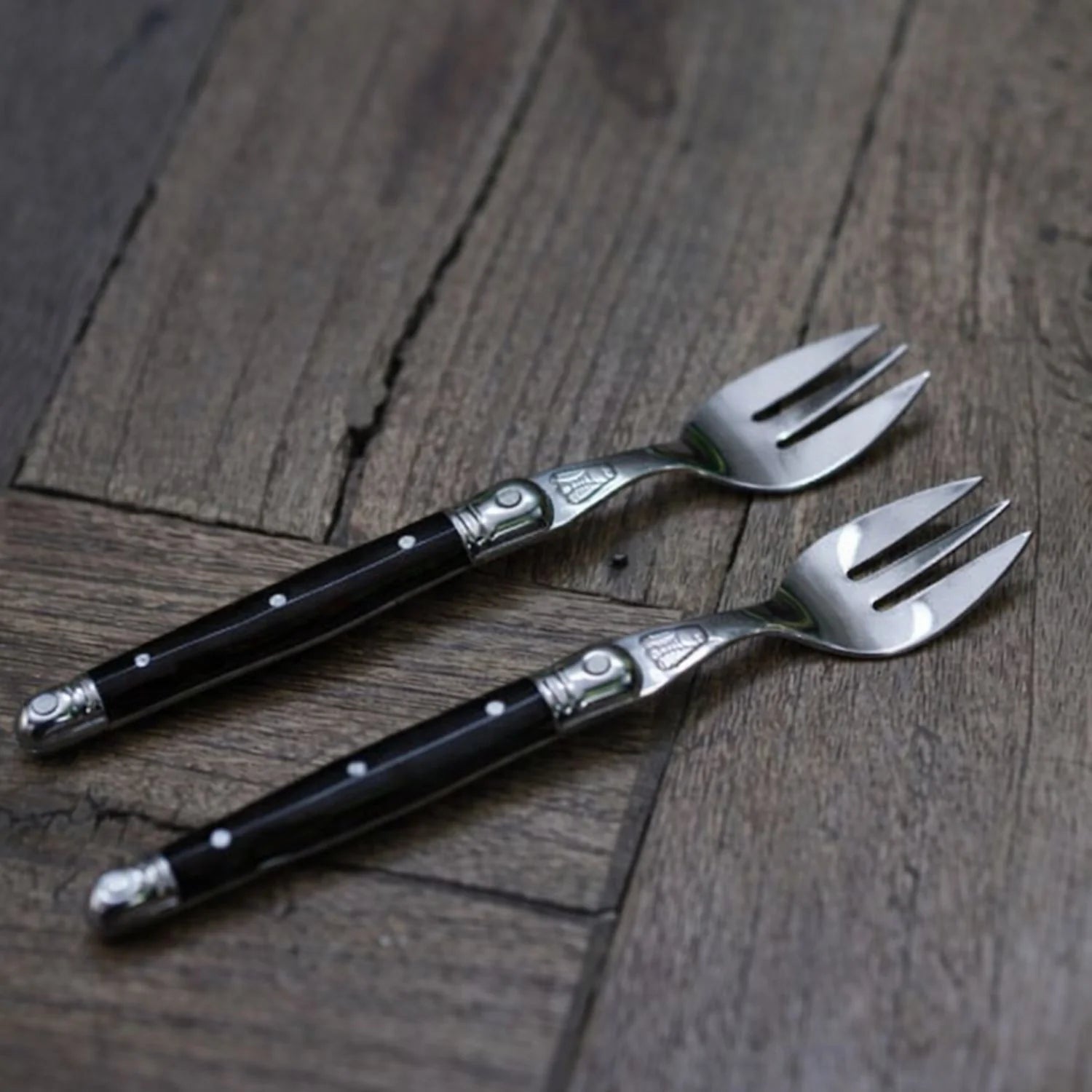 PACK LAGUIOLE ESPÁTULA PARA TORTA + 6 TENEDORES TORTA