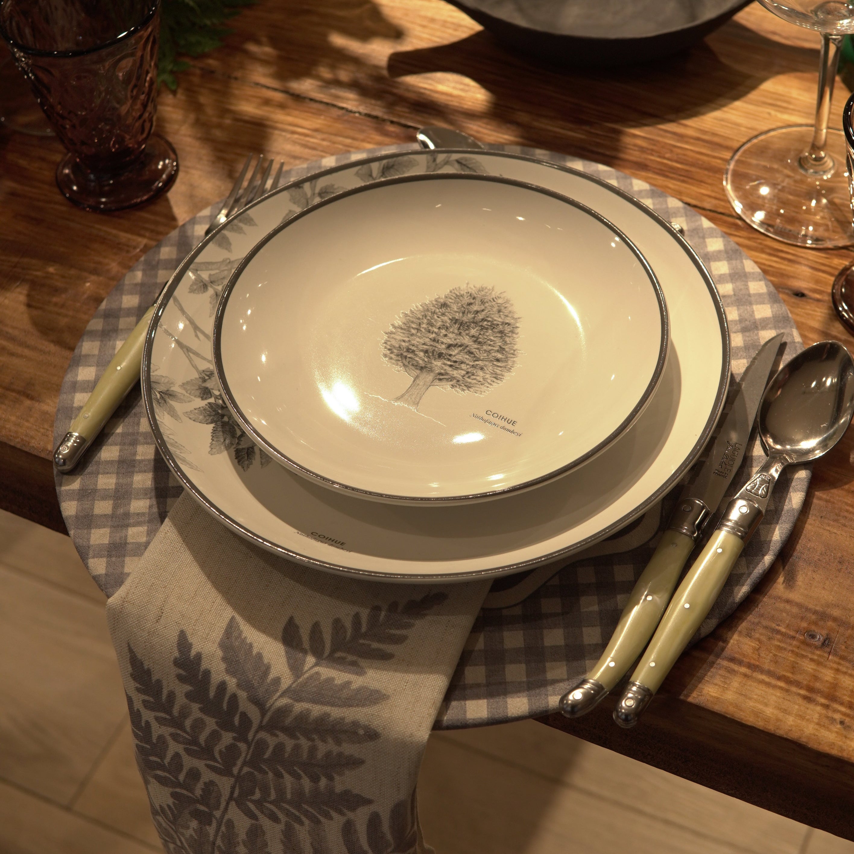 JUEGO VAJILLA 24 PIEZAS PORCELANA COIHUE KLAPP BY GARUGA