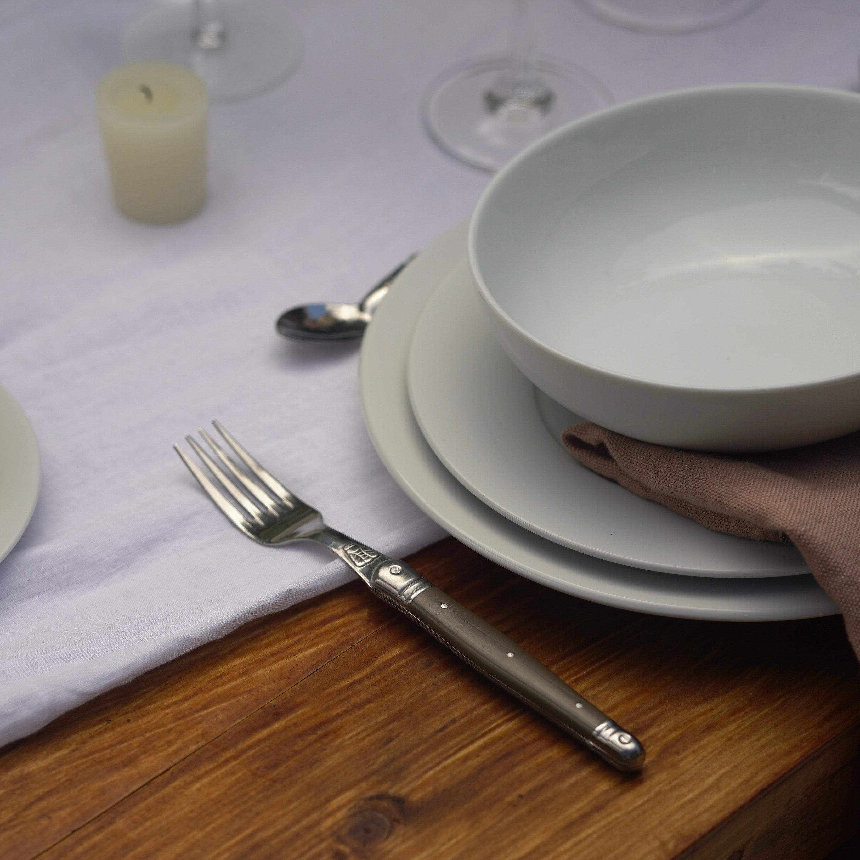 LAGUIOLE: SET CUCHILLERÍA 24 PIEZAS PEPPER