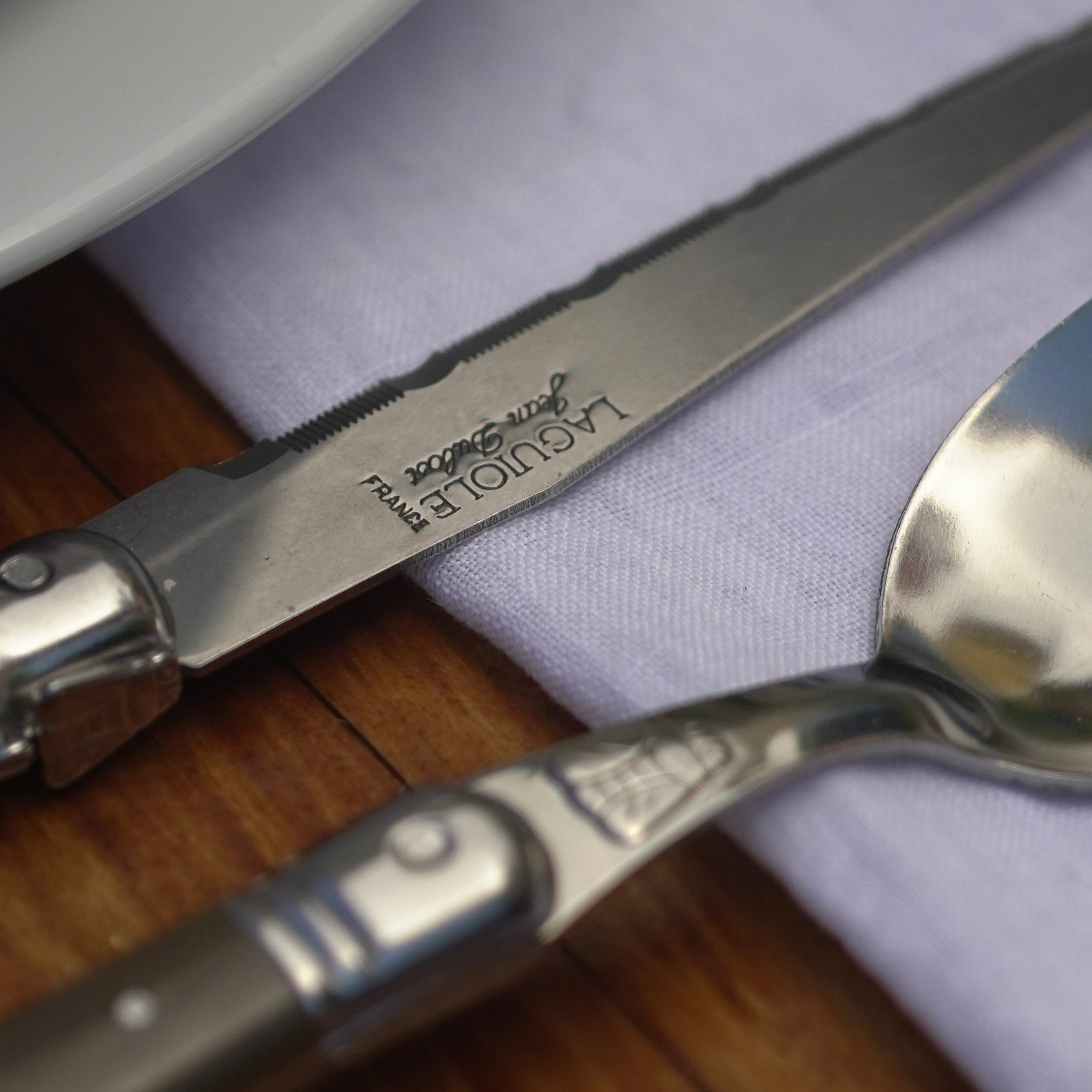 LAGUIOLE:  SET CUCHILLERÍA 24 PIEZAS PEPPER