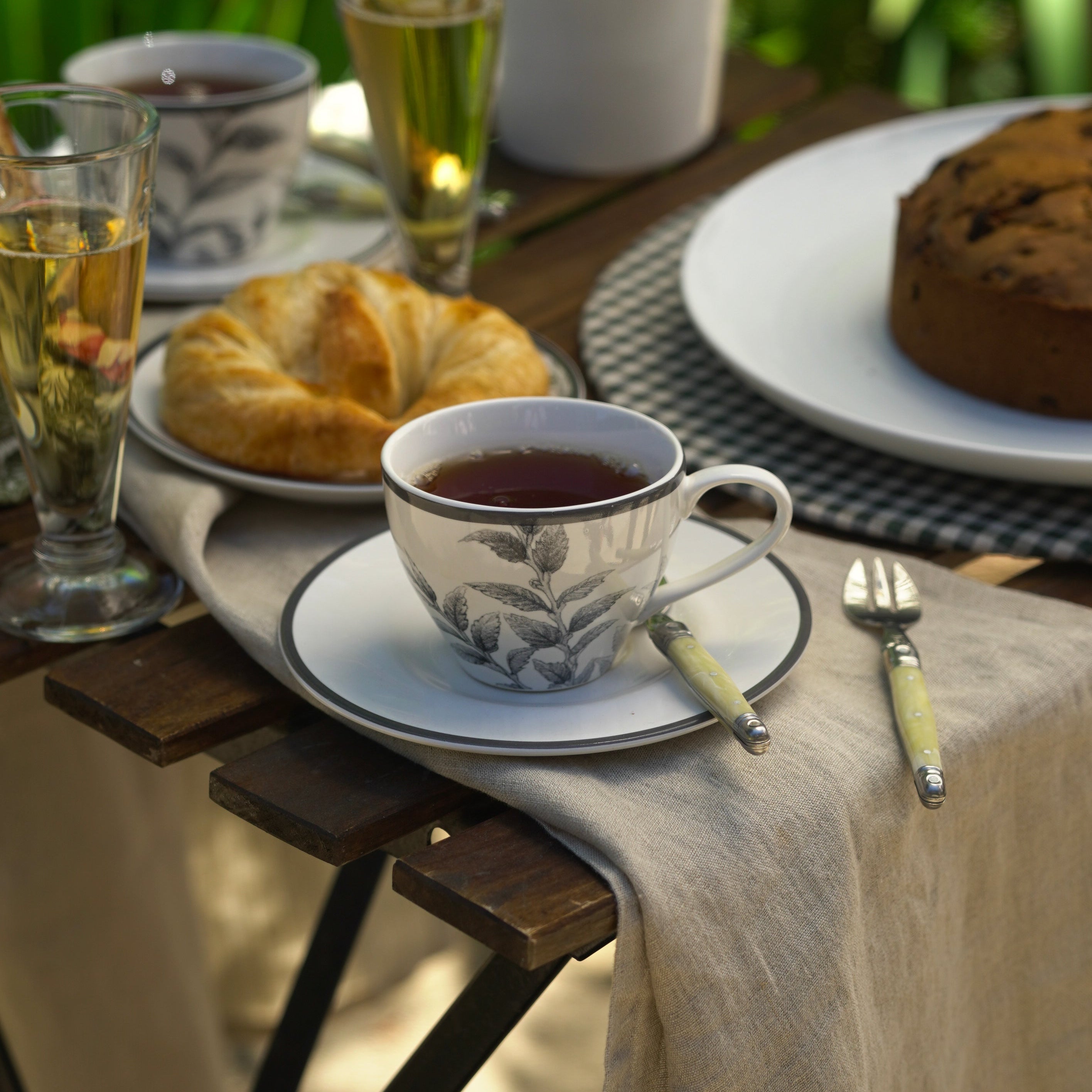 LAGUIOLE SET 7 PIEZAS TORTA - MÁRMOL