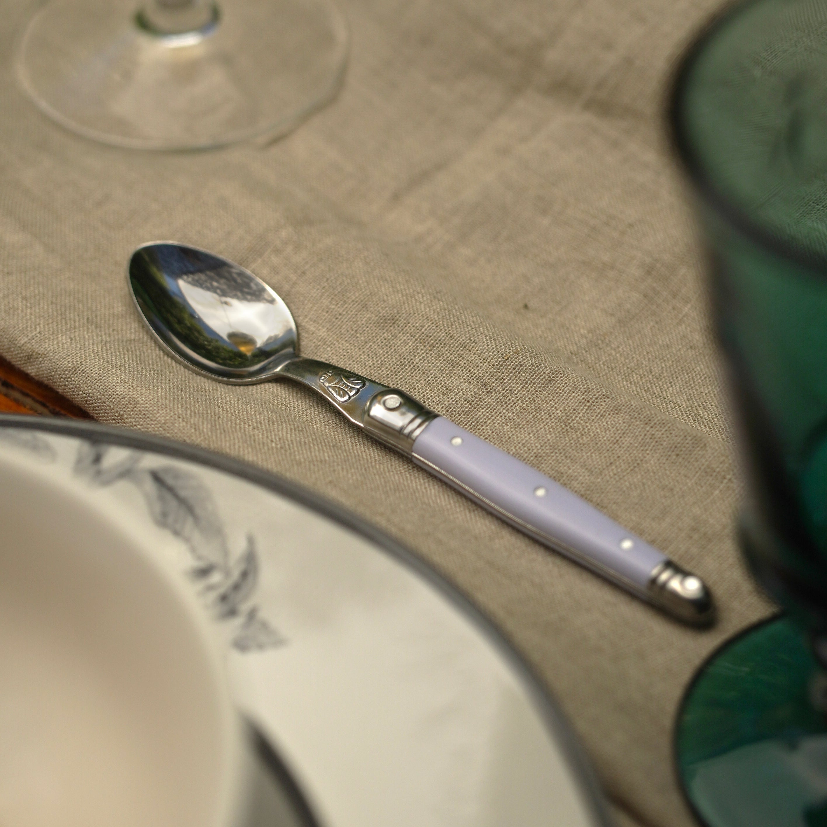 LAGUIOLE: SET 6 CUCHARITAS LAVANDA