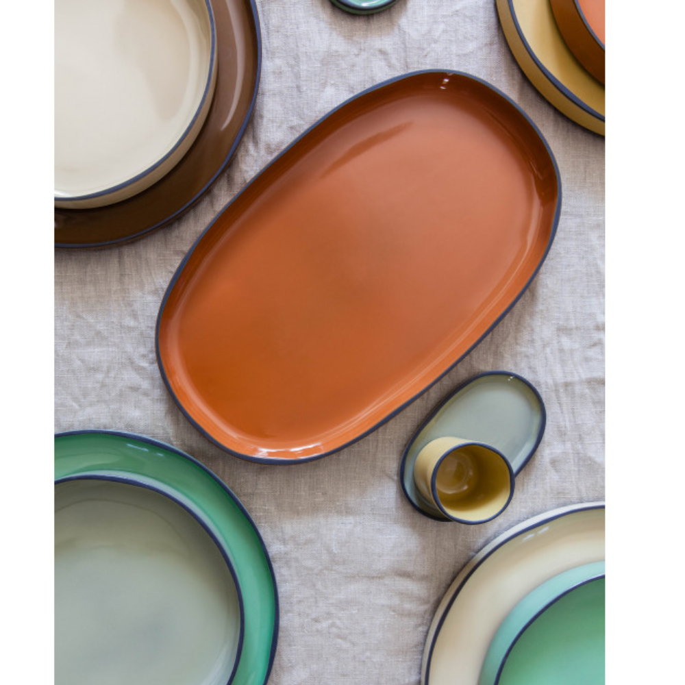 REVOL CARACTERE PLATO OVALADO