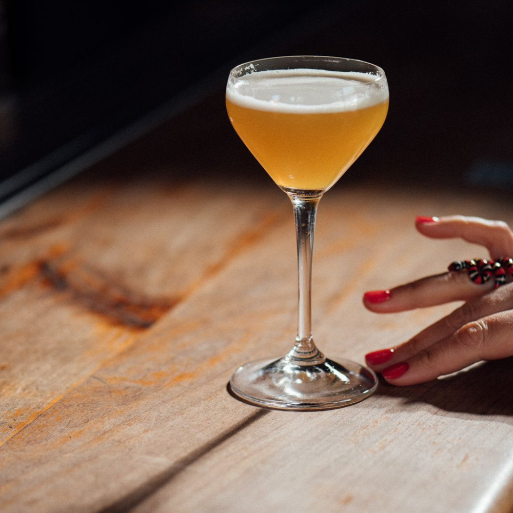 Experiencia Única de Coctelería junto a Bar La Providencia