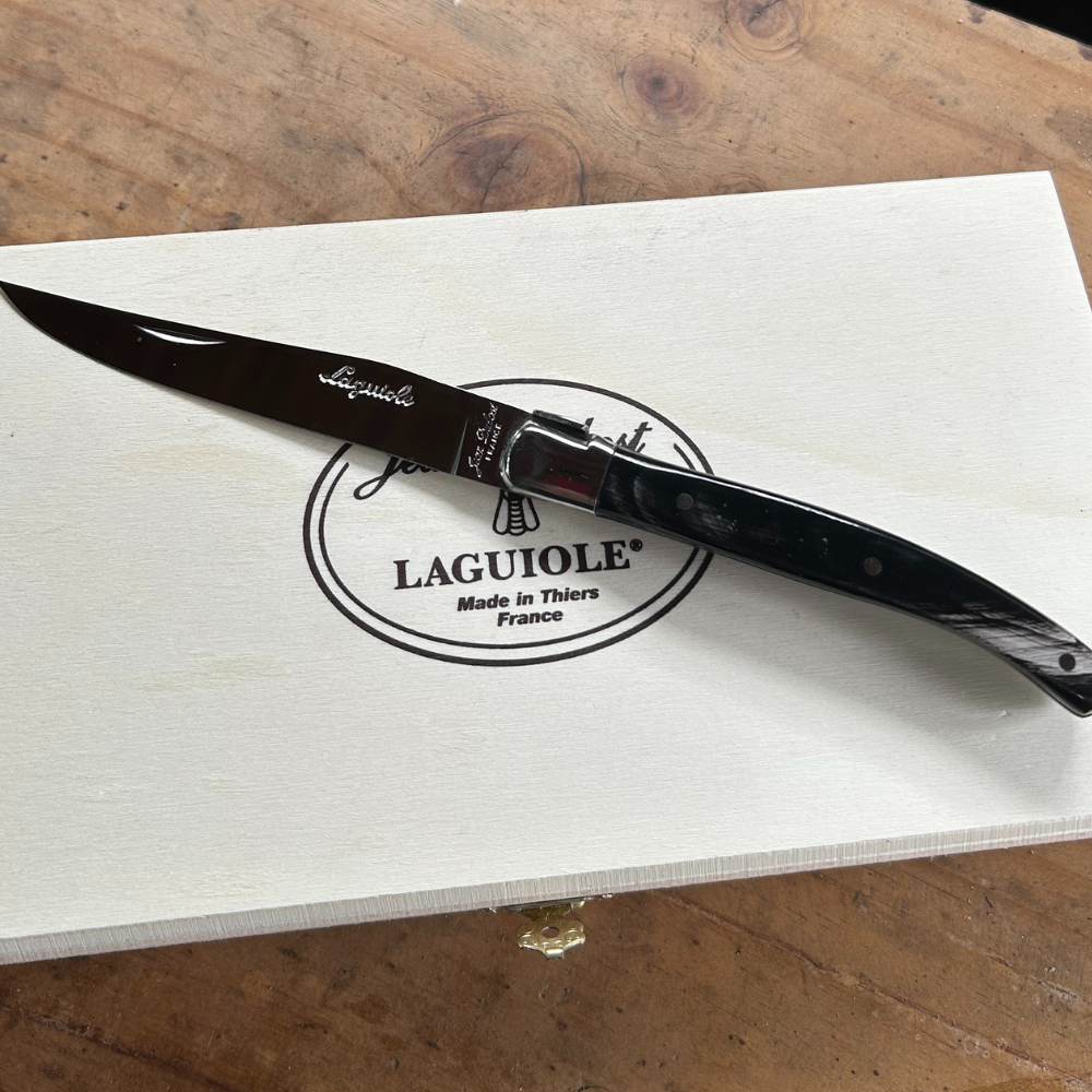 LAGUIOLE SET 6 CUCHILLOS NEGROS CAJA MADERA